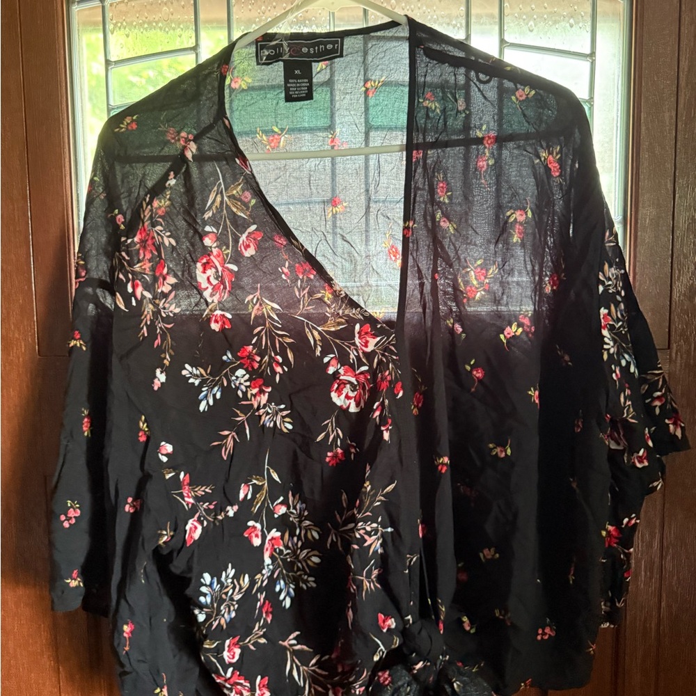 Polly & Esther Black Floral Kimono